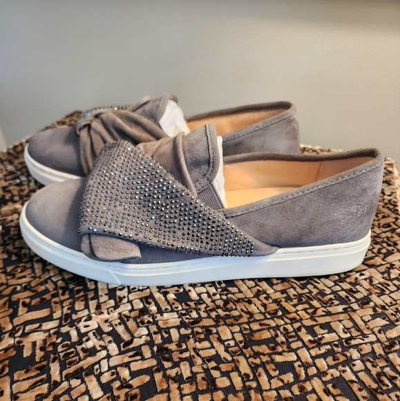 Vince Camuto Barita Slipon Sneaker Comfort Gray Sz 9W - Picture 3 of 6